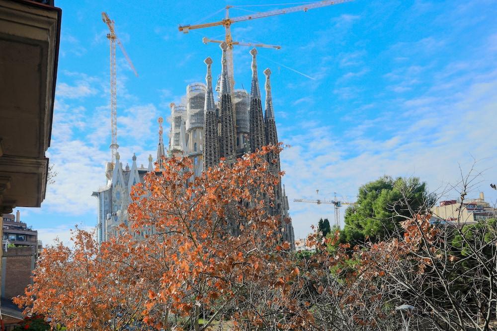 Bbarcelona Sagrada Familia Garden Apartment Kültér fotó